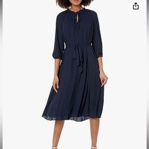 Nanette Lepore Women's Pleated Dress with Tie String Size 8